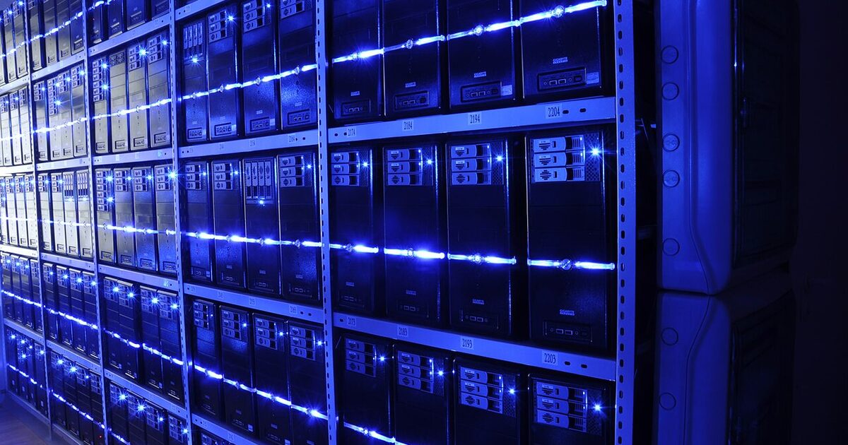 Rows of servers in a data centre aisle